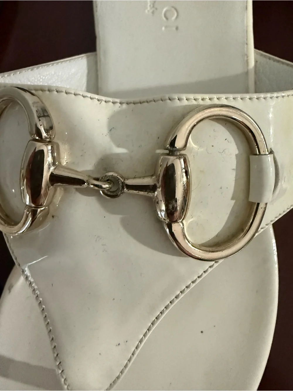 Gucci White Patent Leather Horsebit Thong Slide Sandals Women’s 5B Italy